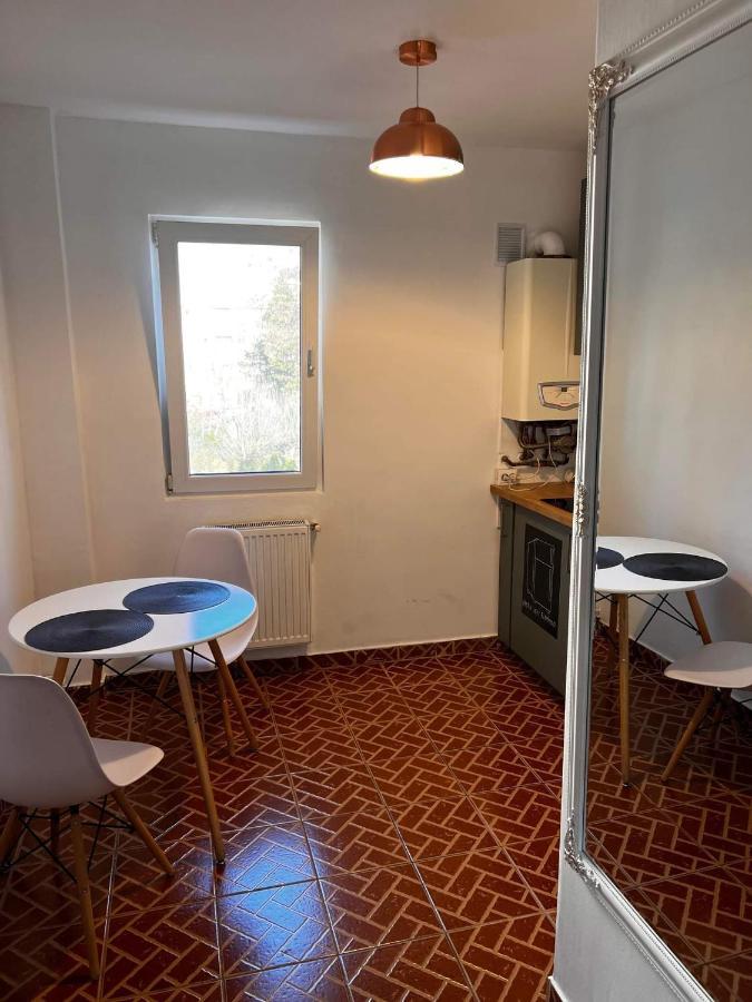 Garsoniera Flamingo Garii 4 * Brașov